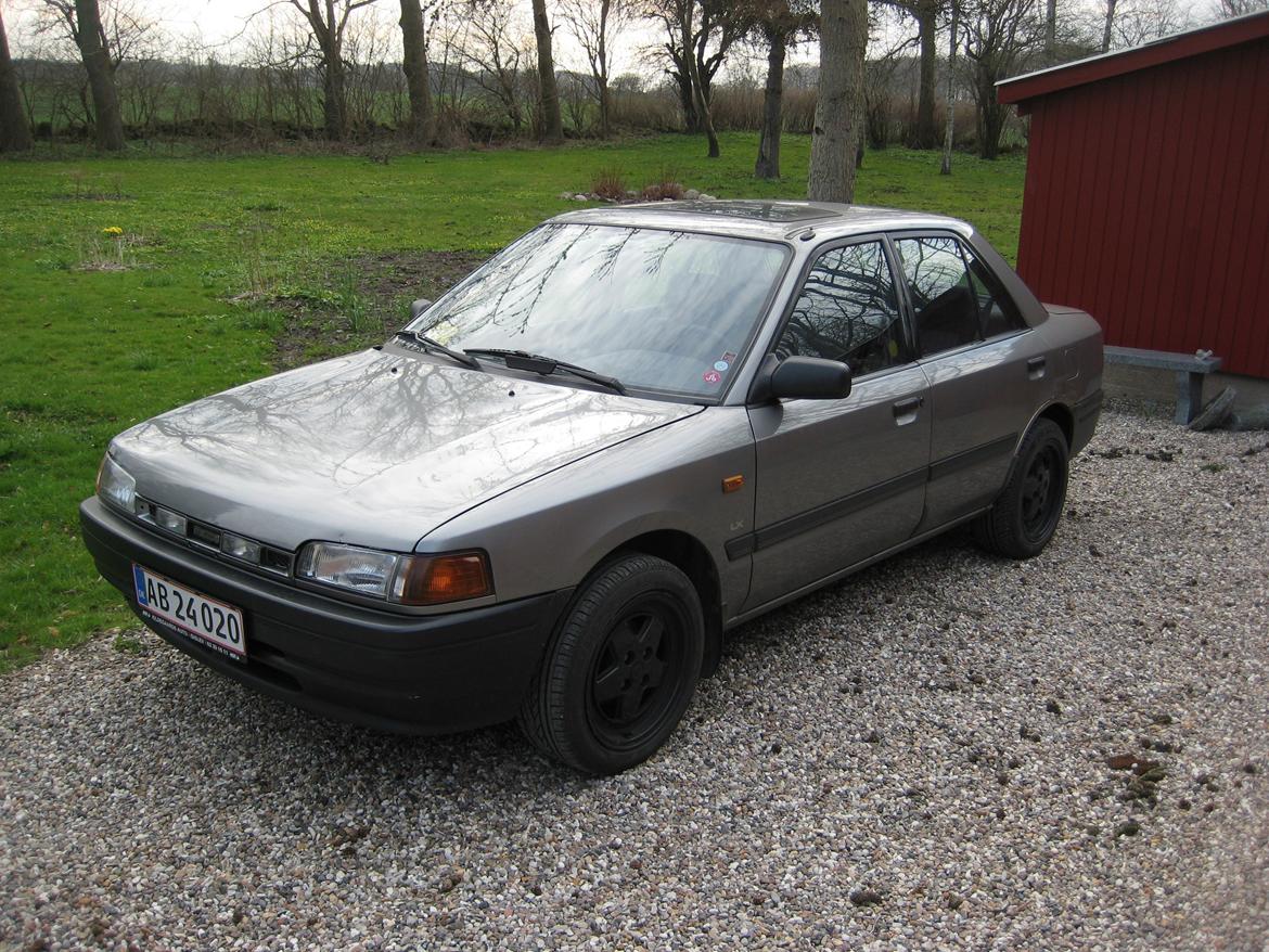 Mazda 323 BG LX billede 9