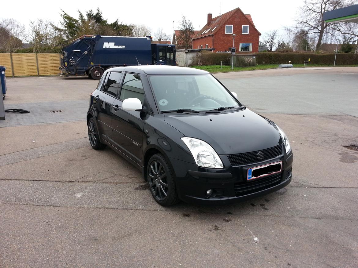 Suzuki Swift (GLX) billede 2