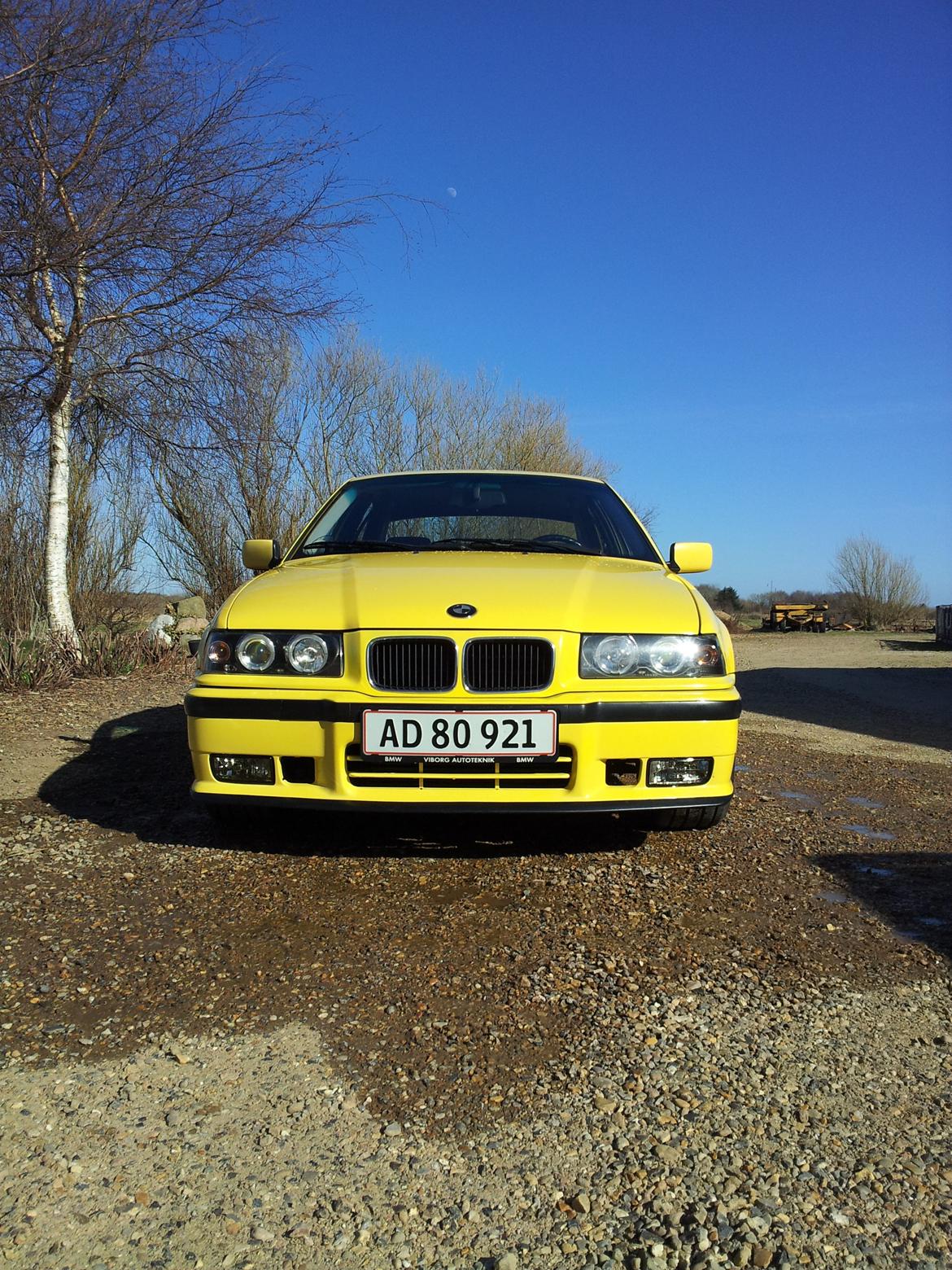 BMW 325 TDS M-Technic billede 1