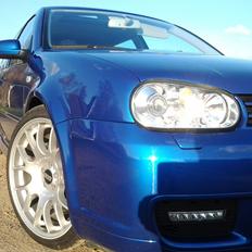VW Golf 4 R32