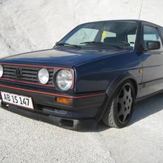VW Golf 2 TD "Tief & Breit" SOLGT