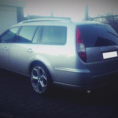 Ford Mondeo MkIII V6 Ghia --ST-Style--