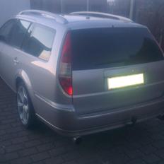 Ford Mondeo MkIII V6 Ghia --ST-Style--