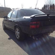 Opel Vectra V6