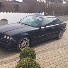 BMW E36 328i coupe