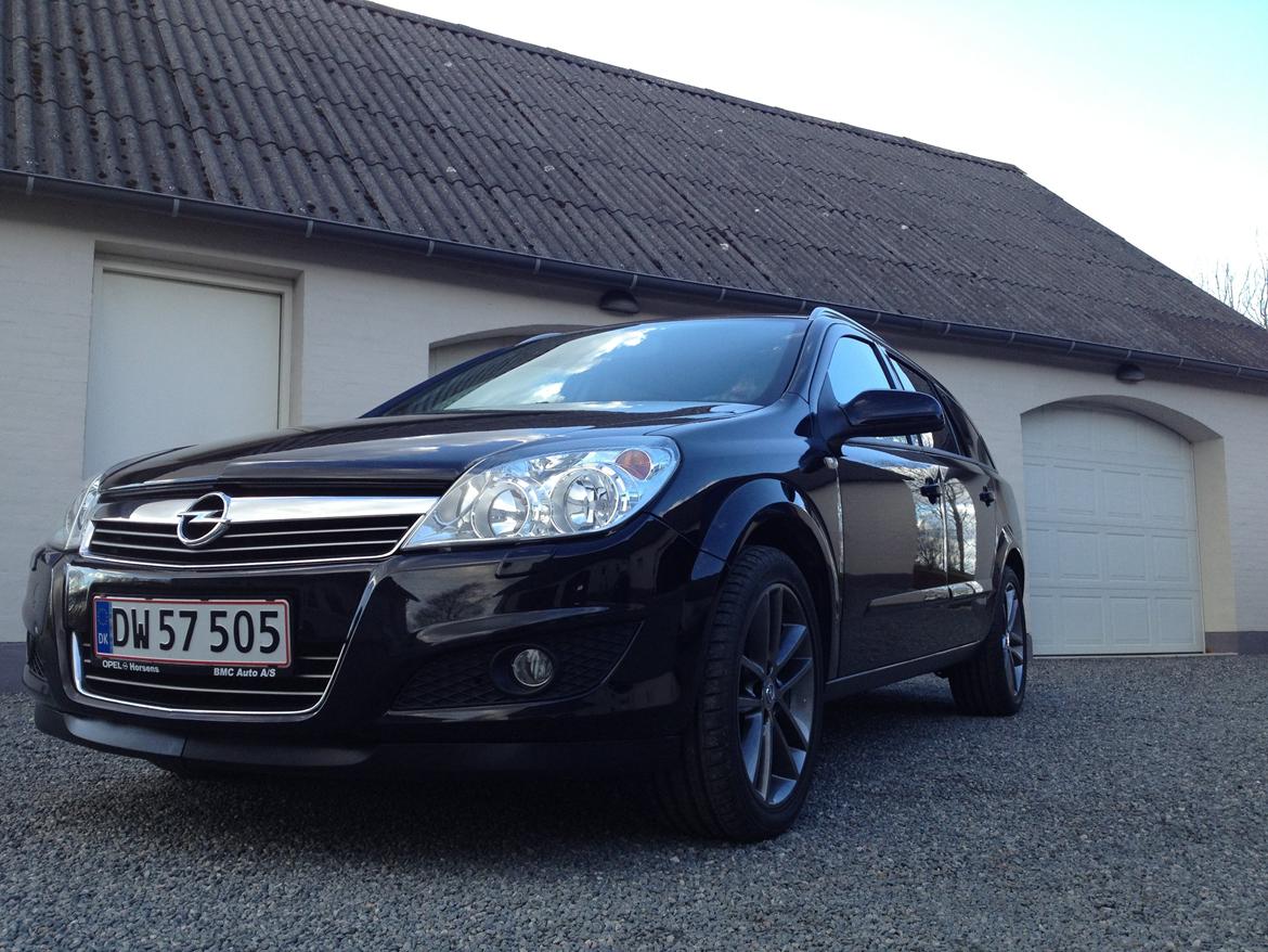 Opel Astra H Wagon billede 1