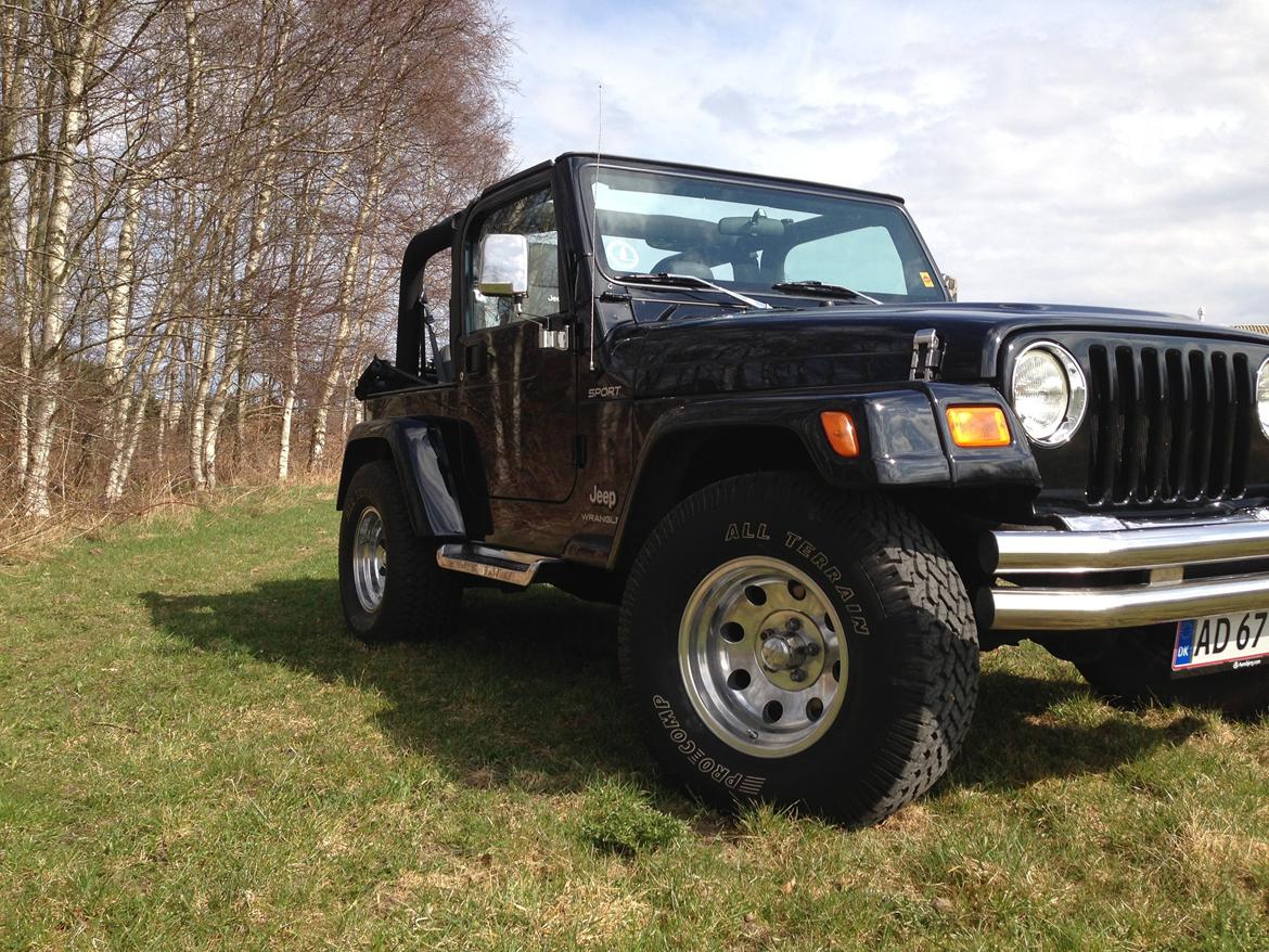 Jeep Wrangler Sport 4x4, Soft Top, TJ (SOLGT) billede 14