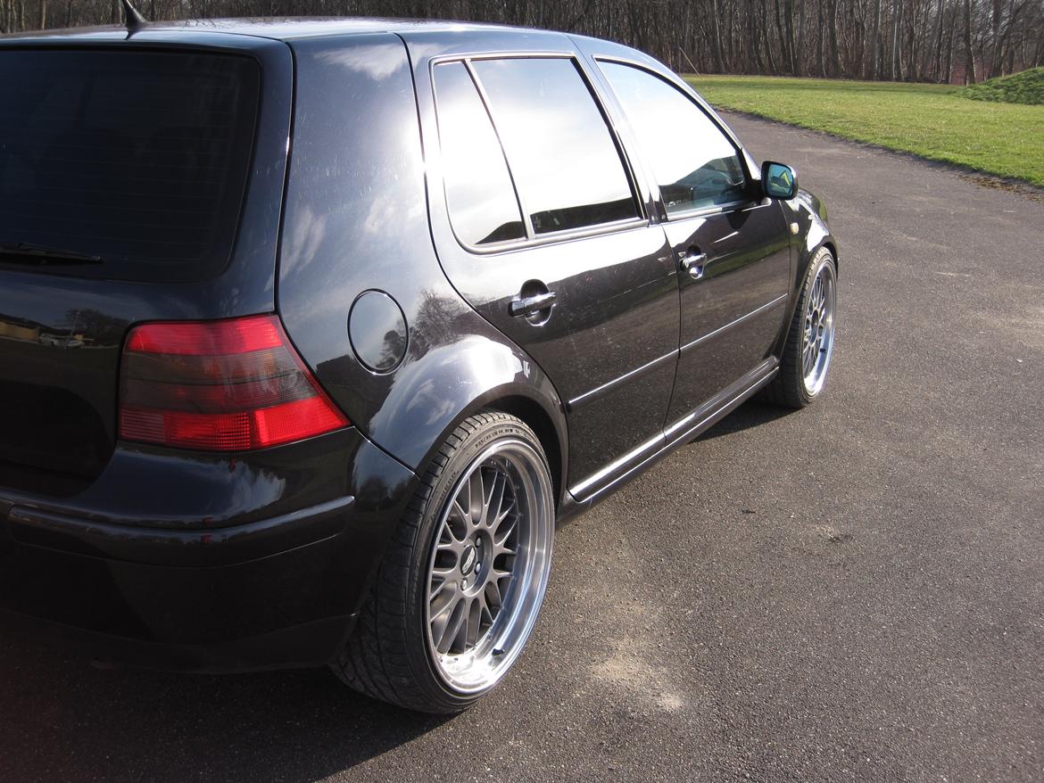 VW Golf 4 GTI 1.8 Turbo *Solgt* billede 13