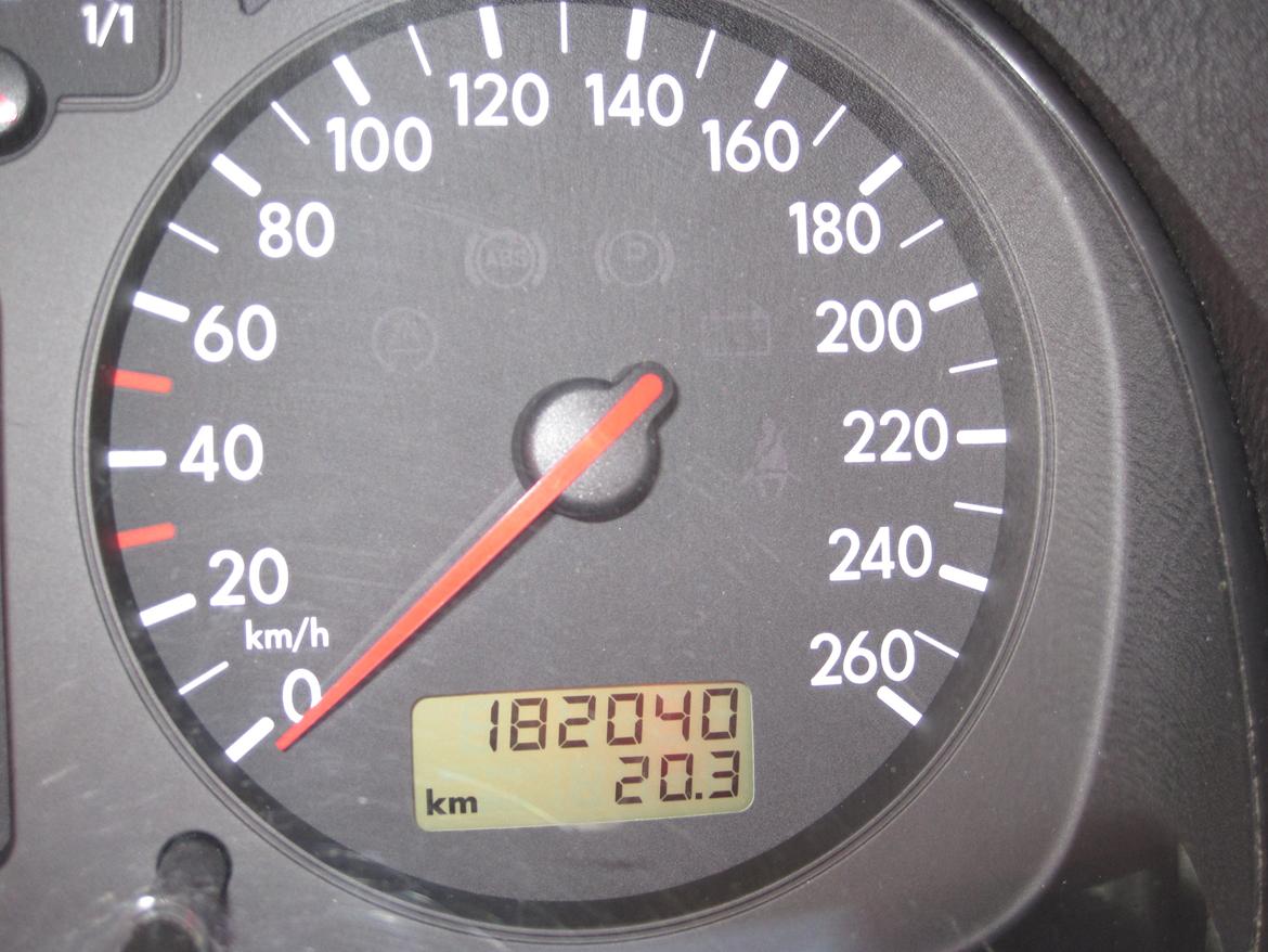 VW Golf 4 GTI 1.8 Turbo *Solgt* billede 16