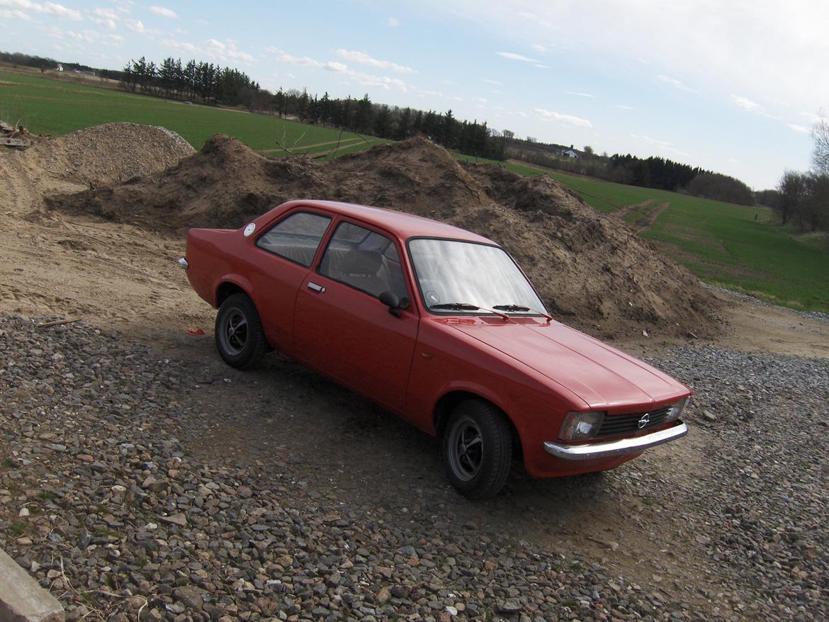 Opel kadett c billede 1