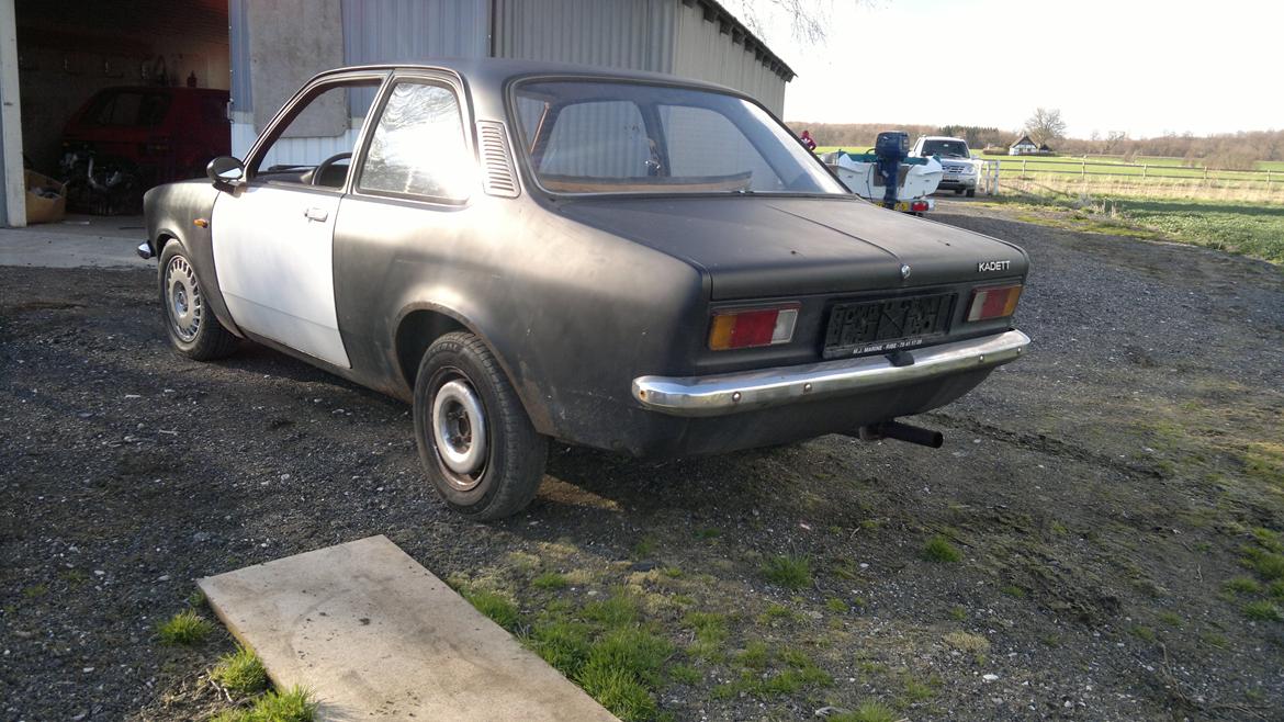 Opel Kadett C *solgt* billede 3