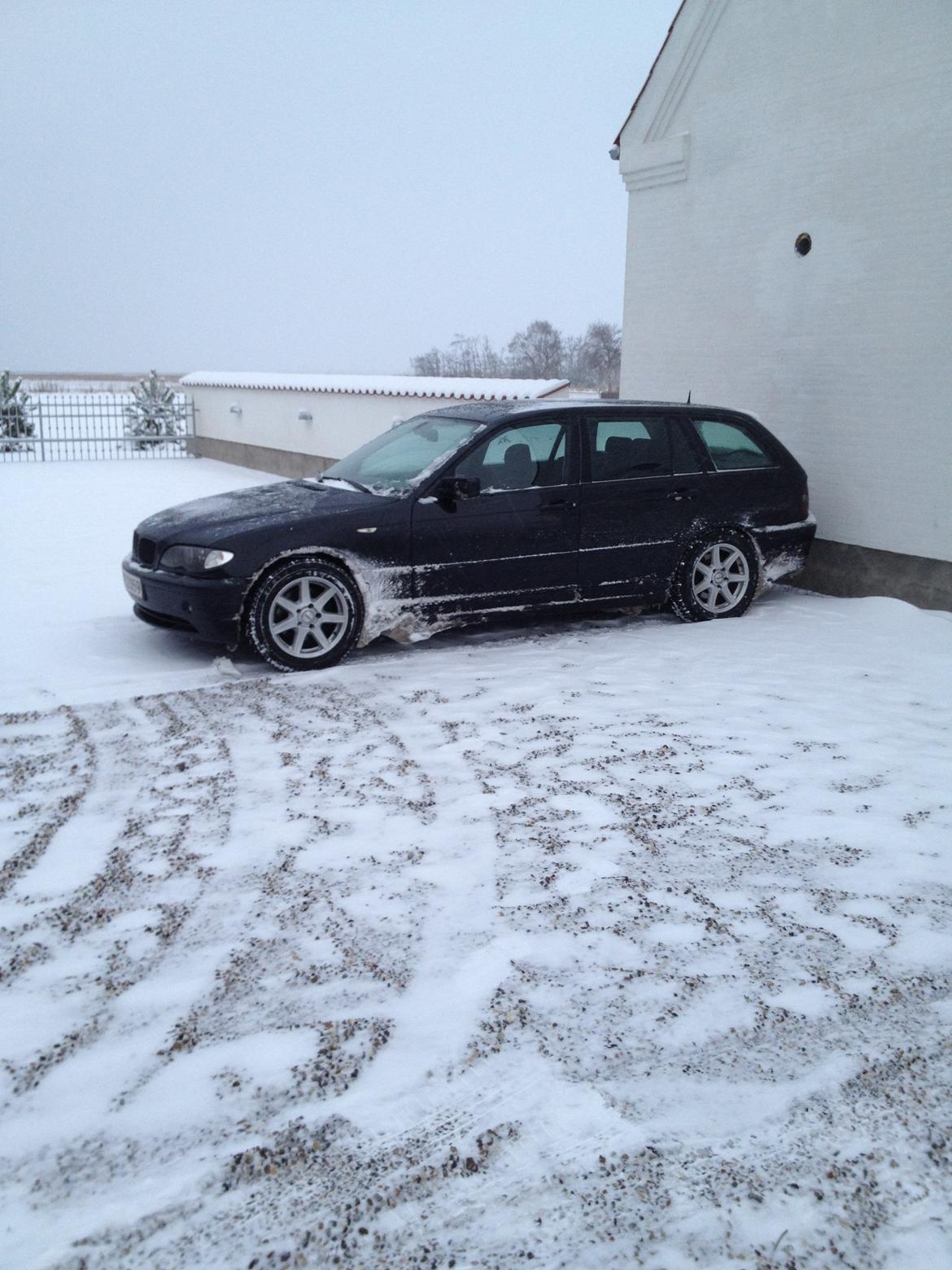 BMW 320D billede 13