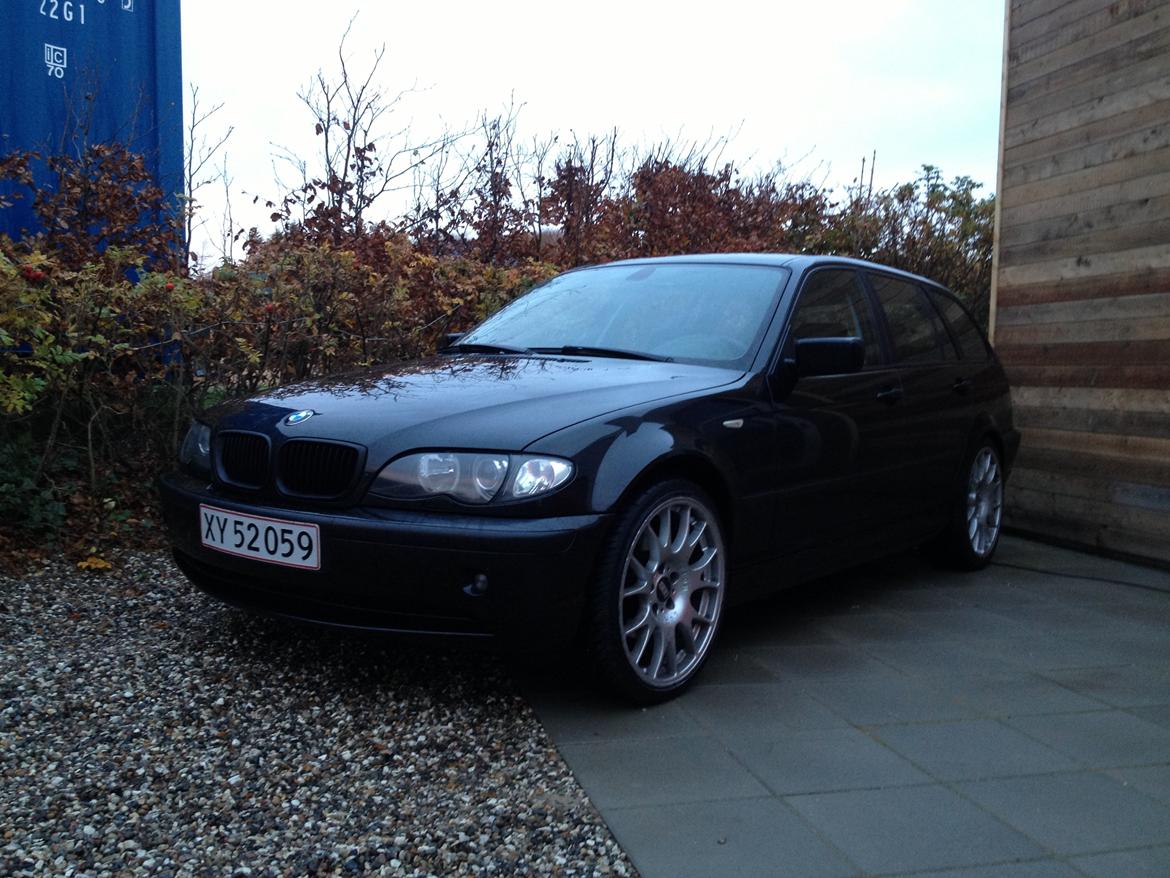 BMW 320D billede 15