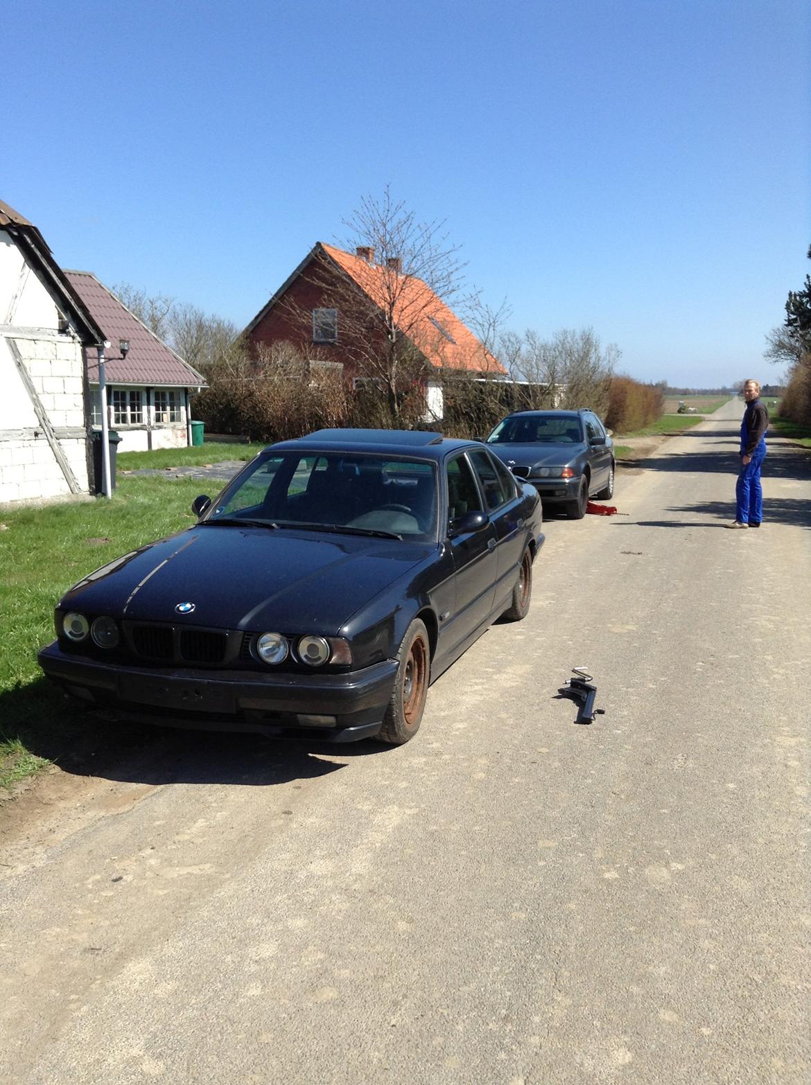 BMW E34 530i V8 - Efter 7 måneder i vinterhi!
Dækskift og en vask! :-) billede 10