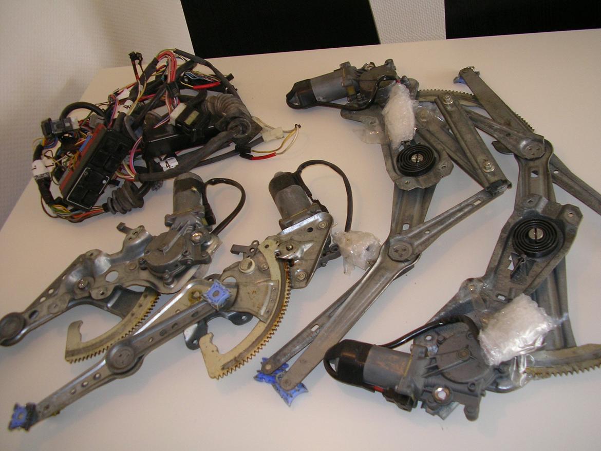 Volvo 740 GLT 16V - så kom der et komplet sæt EL-ruder på hylden :-) billede 16