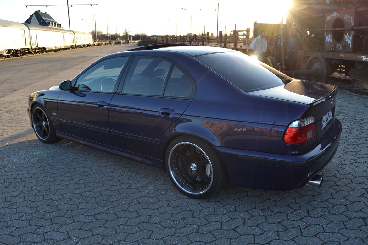 BMW E39 544i billede 4