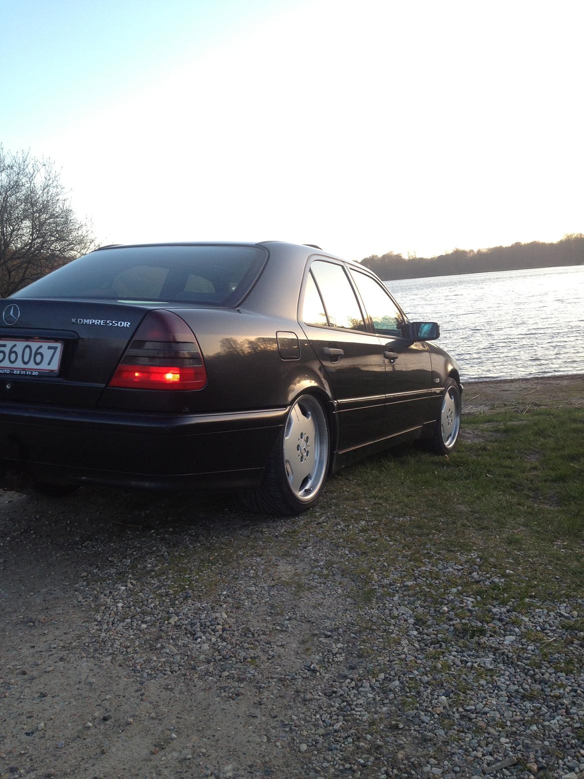 Mercedes Benz C230 Kompressor Sport > SOLGT billede 1