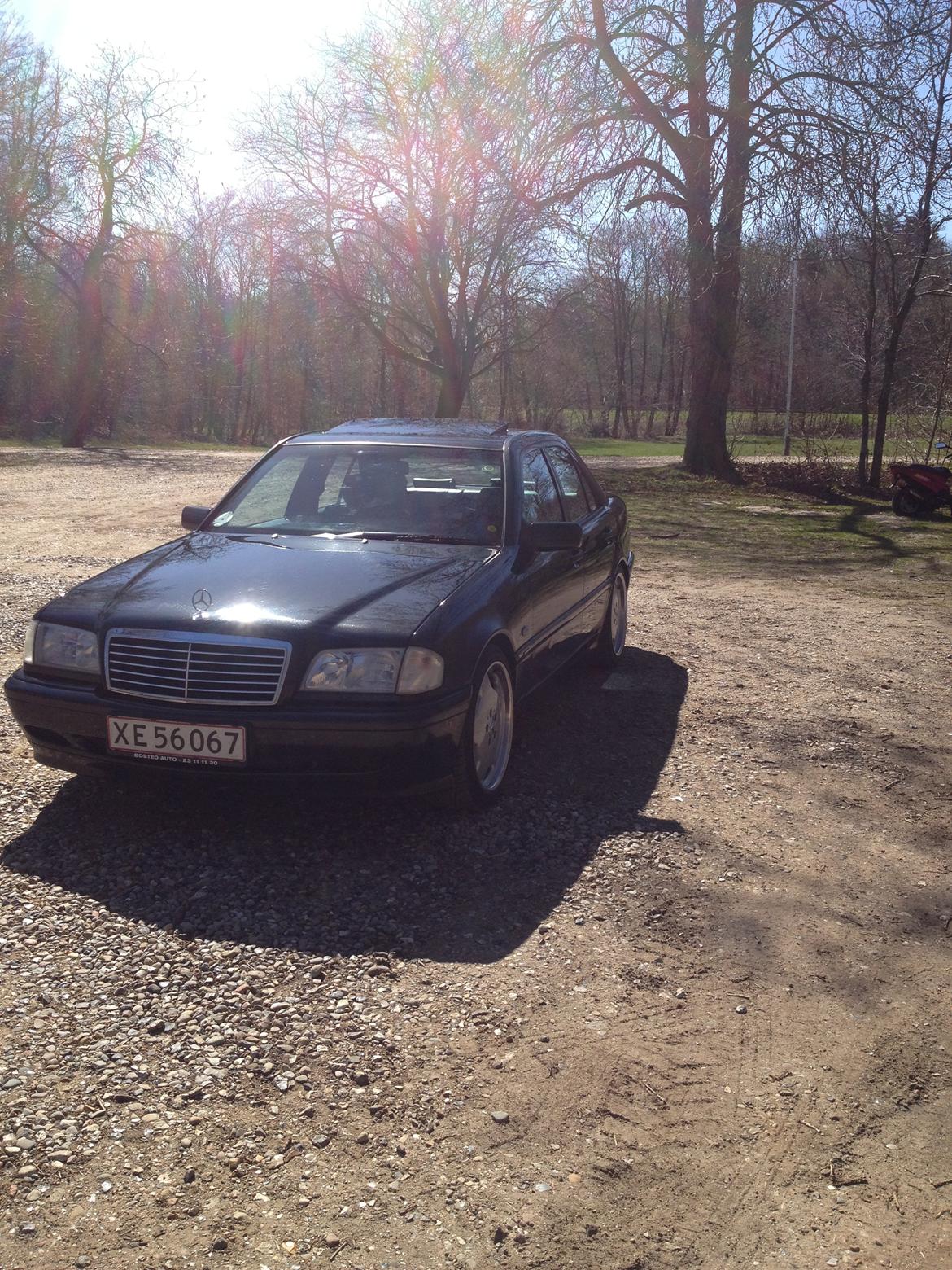Mercedes Benz C230 Kompressor Sport > SOLGT billede 9
