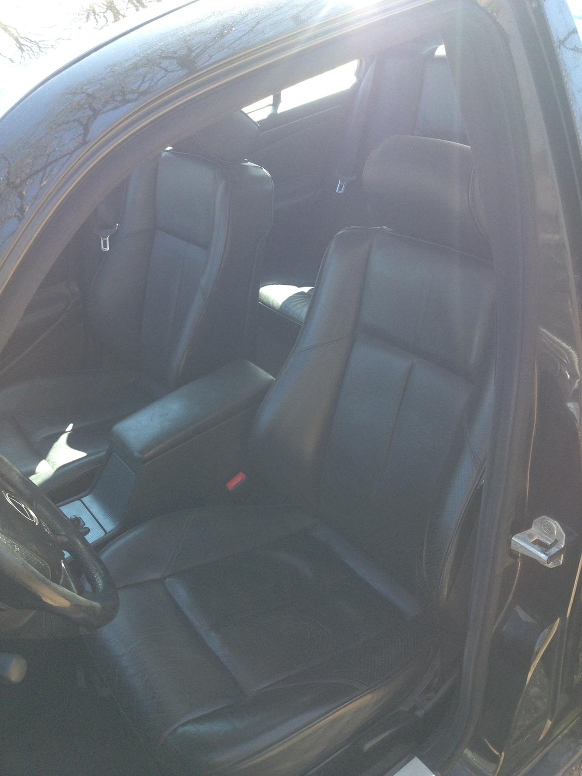 Mercedes Benz C230 Kompressor Sport > SOLGT billede 13