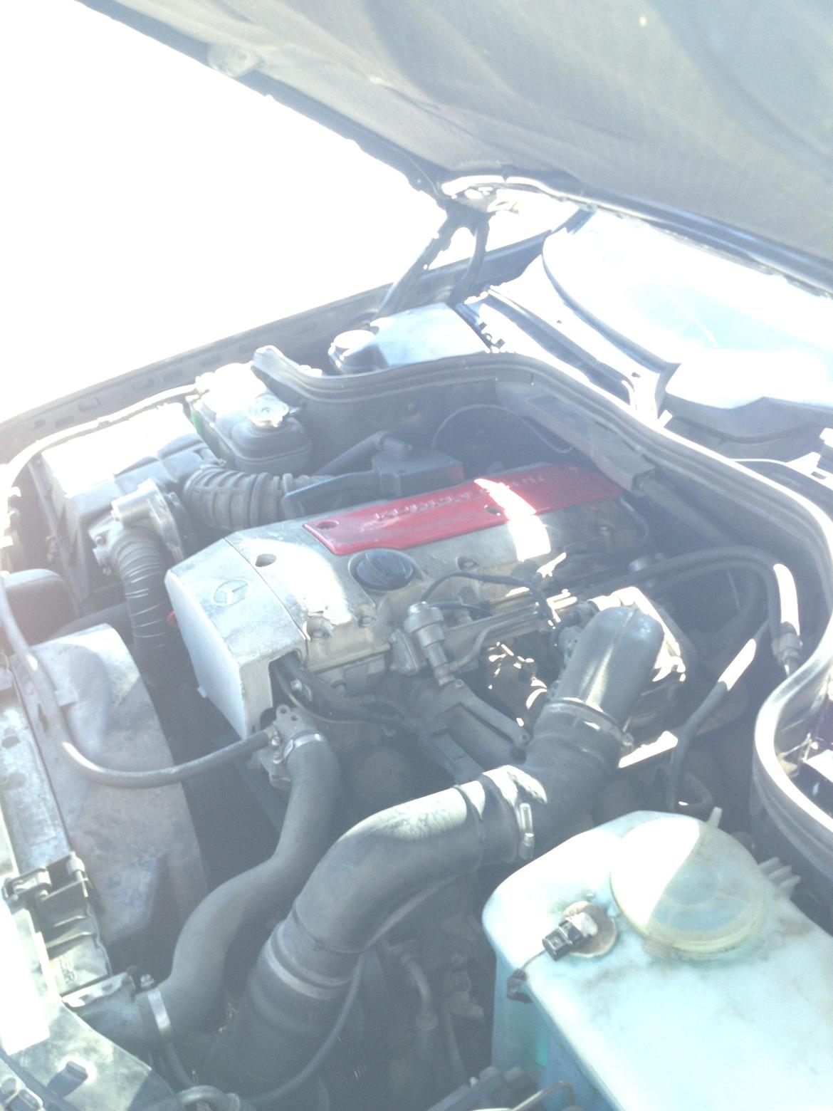 Mercedes Benz C230 Kompressor Sport > SOLGT billede 19