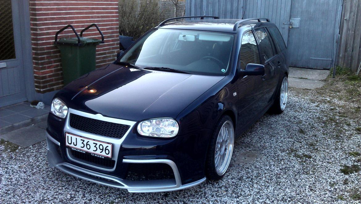VW Golf 4 Variant - Med min nye front billede 1