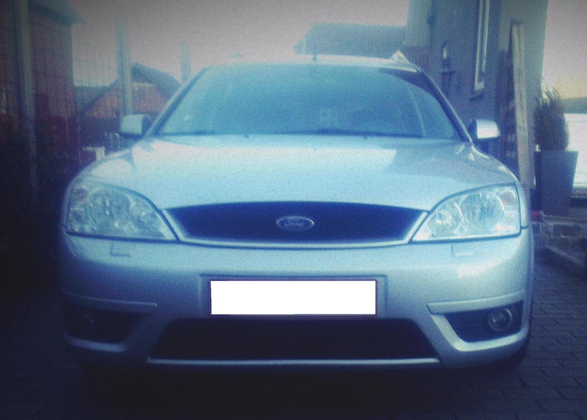 Ford Mondeo MkIII V6 Ghia --ST-Style-- - Den nye ST front :-D .. Tilpasset ph1 gitter!! Pæneste af de 2 typer synes jeg! billede 4