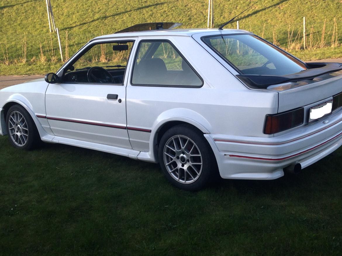 Ford Escort 1.9 RSi billede 8