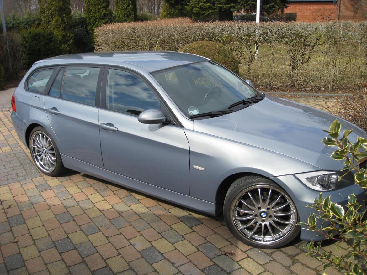 BMW 320d Touring E91 *solgt* billede 2