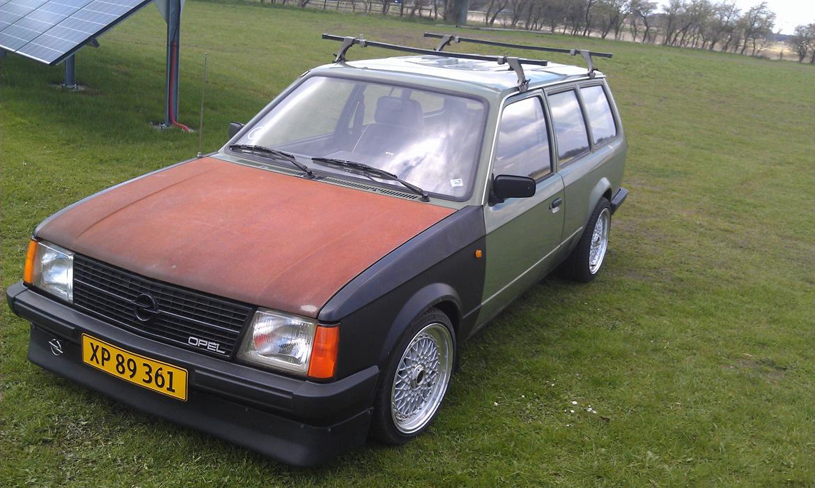 Opel Kadett D caravan. billede 3