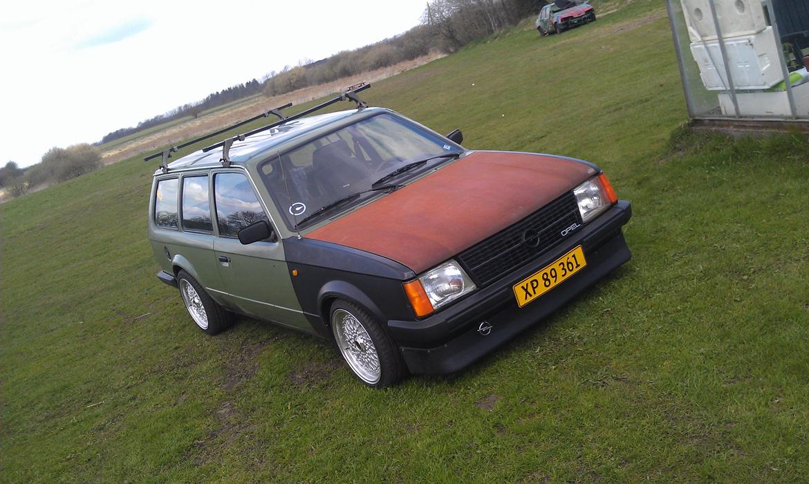 Opel Kadett D caravan. billede 11