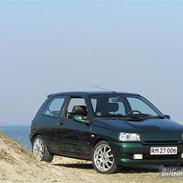 Renault clio 1,4s solgt