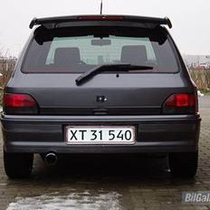 Renault Clio 16V