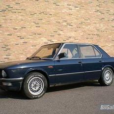 BMW 525i ***SOLGT***