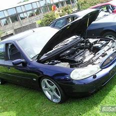 Ford Mondeo 2.0 16V