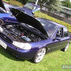 Ford Mondeo 2.0 16V