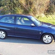 Opel Astra GSI 16V