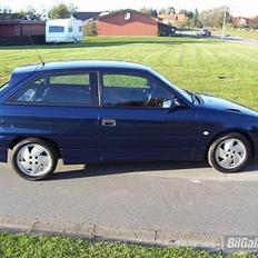 Opel Astra GSI 16V