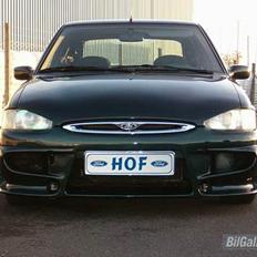Ford escort 1.8i sport 