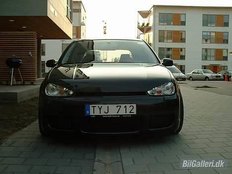 VW Golf R32 billede 4