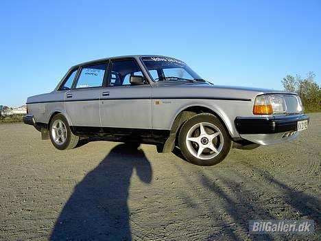 Volvo 240 Solgt billede 6