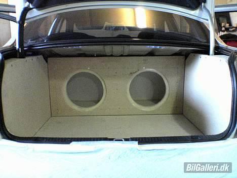 Opel vectra b ellegance - ved at lave anlæget..det blev nu ret godt.. billede 13