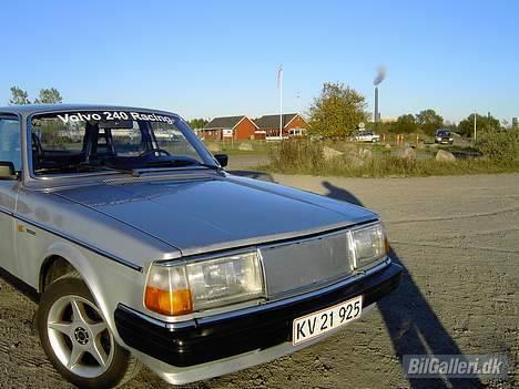 Volvo 240 Solgt billede 11