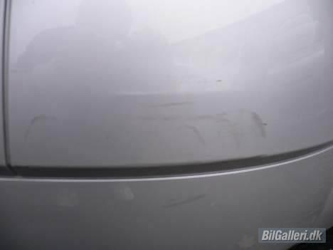 Audi TT - Påkørt af et fjols billede 4