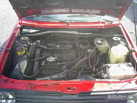 VW Golf II (SOLGT) - tja motoren billede 4