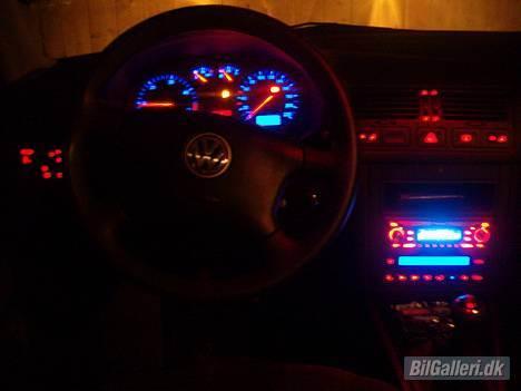 VW Golf 4 TDI - Det nye nate bilde efter der er kommet sædehvarme i (jeg beklager den ringe kvalitet)  billede 3