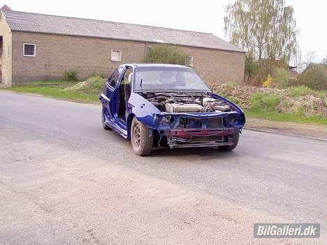 Opel Kadett E Gsi - Bilen kommer hjem fra maler billede 5