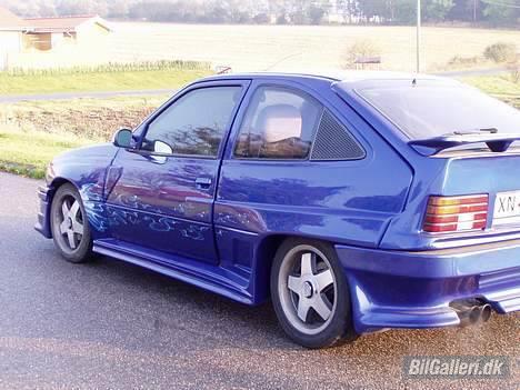 Opel Kadett E Gsi billede 8