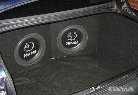 VW '''''''' vento - bagagerum langt fra færdig. billede 7