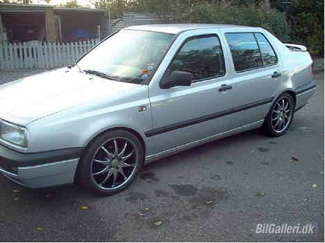 VW vento 2,0   SOLGT billede 2