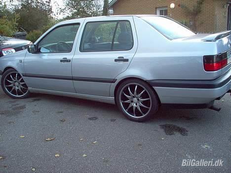 VW vento 2,0   SOLGT billede 5